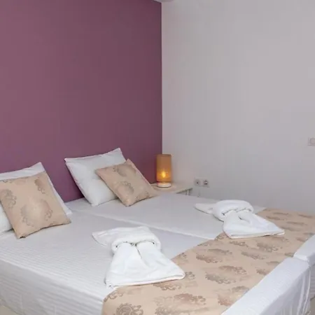 Sun And Moon Hotel Pirgaki (Naxos)