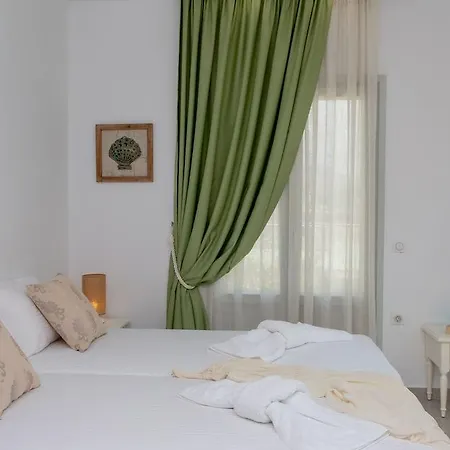 Sun And Moon Hotell Pirgaki (Naxos)